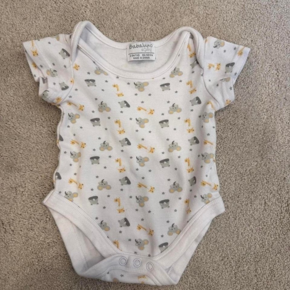 Babaluno Baby Elephant Giraffe Print Bodysuit White Cotton 0-3 Months Romper